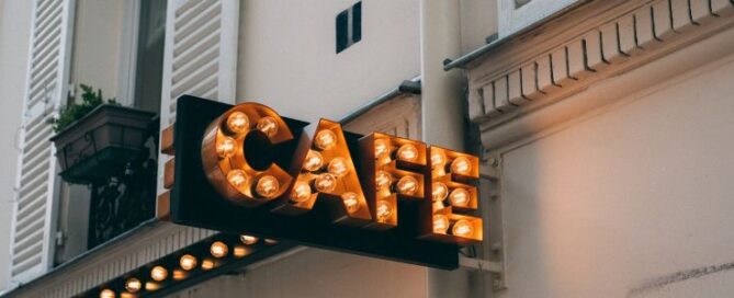 how much does a storefront sign cost